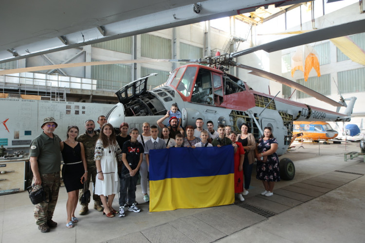 Together for victory: the results of the year of charity of the airline "Ukrainian Helicopters"