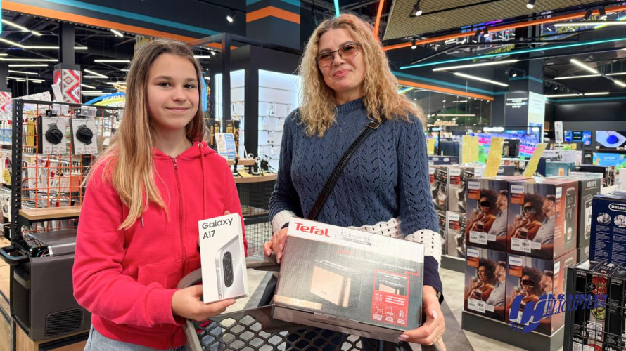 Авіакомпанія «Українські вертольоти» виконала бажання Софії, учасниці платформи «Дітям наших Захисників»