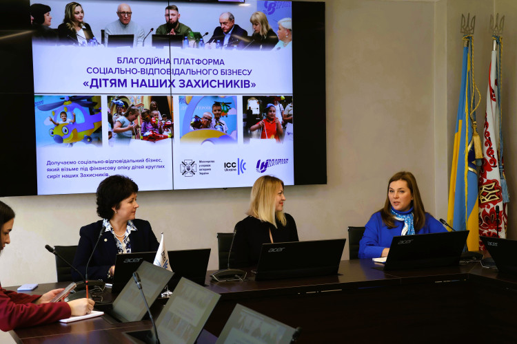 Ukrainian helicopter airline and Cherkasy region business combine efforts to support orphans of dead defenders