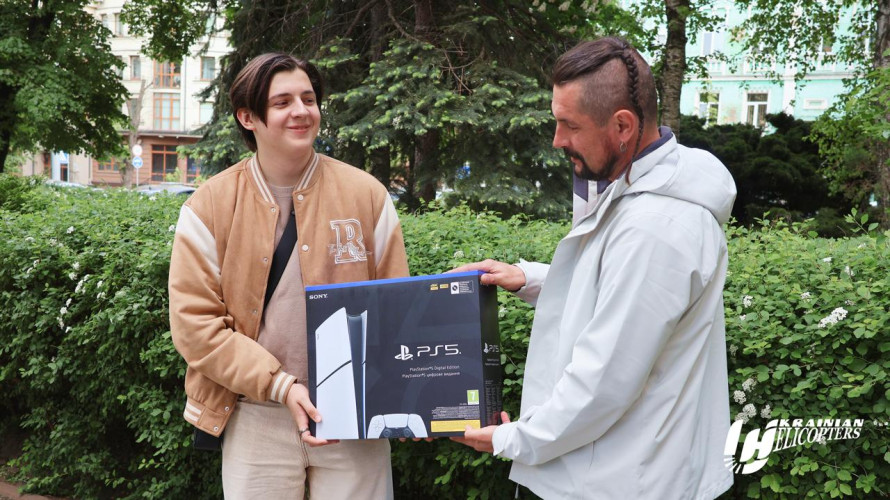 Yaroslav, a ward of Ukrainian Helicopters, received a gift he had dreamed of together with his father, a fallen defender