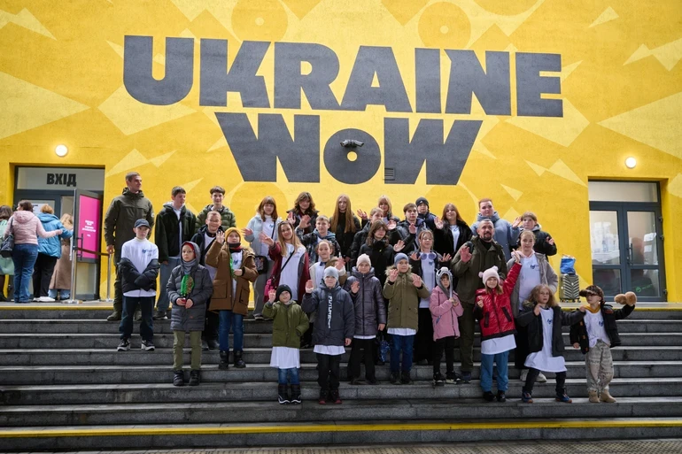 Авіакомпанія "Українські вертольоти" організувала WOW для дітей-сиріт до свята Миколая — «Українська правда»