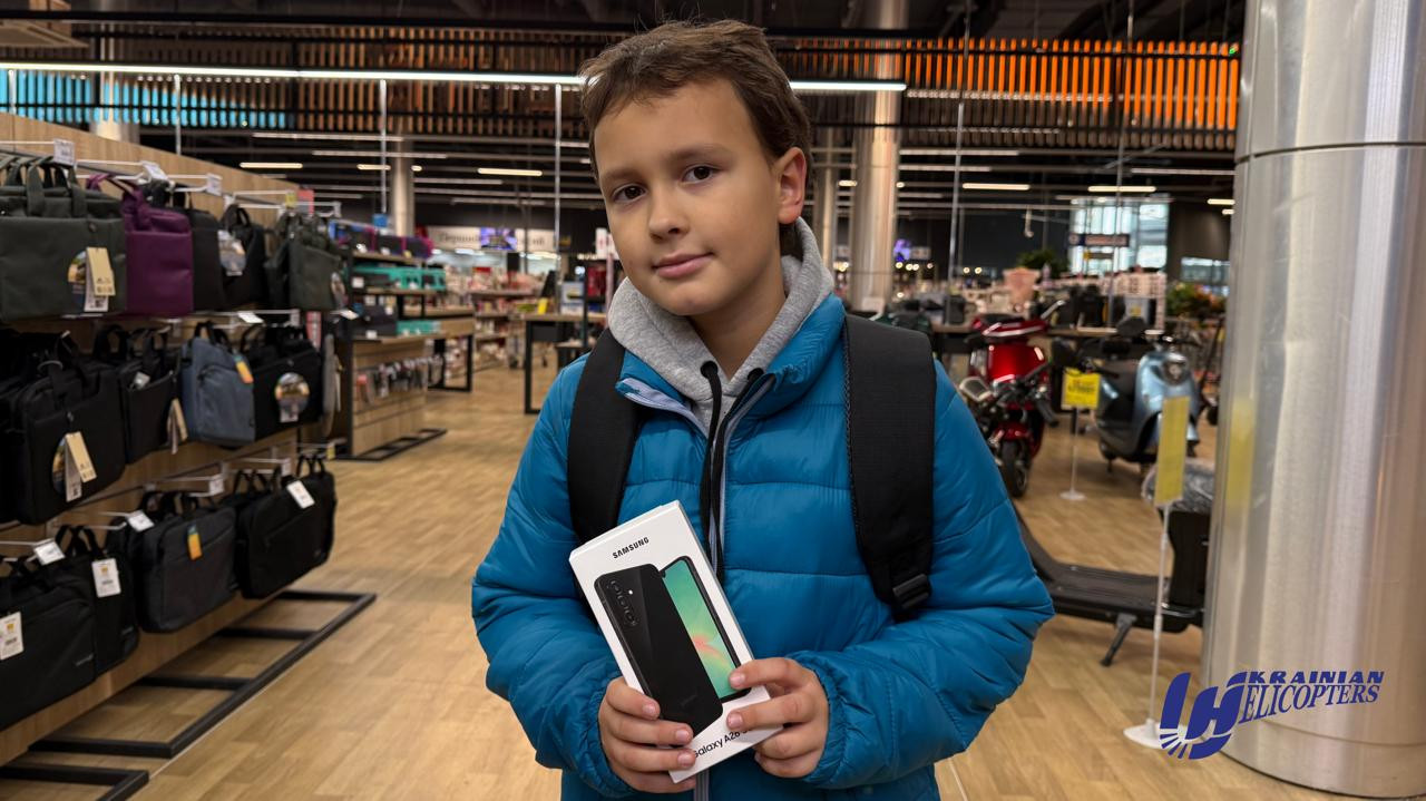 Maxim from Kyiv got his first phone thanks to Ukrainian Helicopters