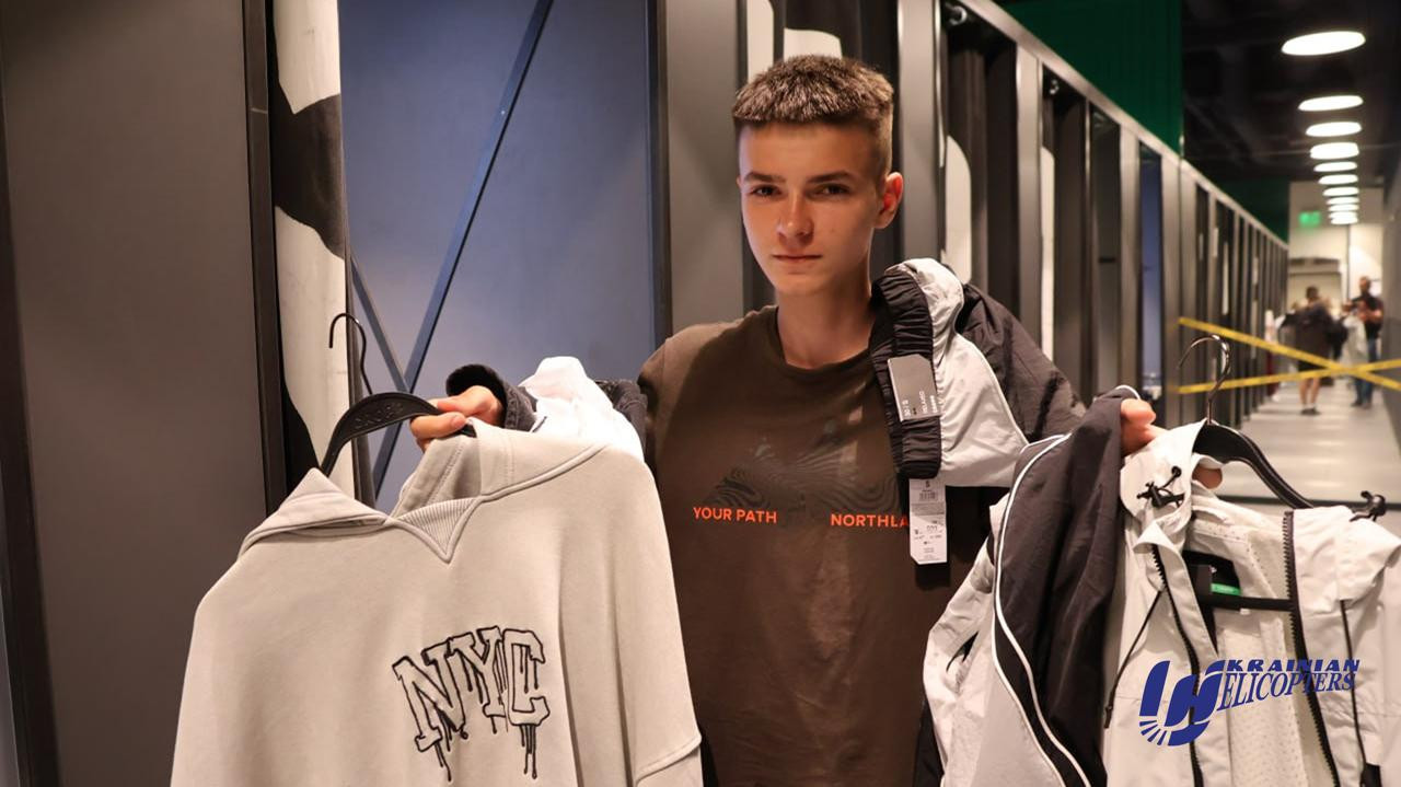 Сильно стильно: «Українські вертольоти» оновили літній гардероб Данила