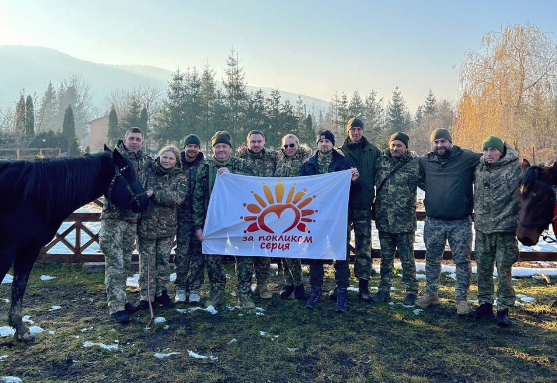 Сила гір: психологічна реабілітація захисників у таборі в горах за фінансової підтримки від авіакомпанії «Українські вертольоти». Історія ветерана Олександра