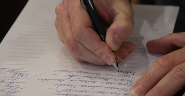 Військові, ветерани та опікуни дітей-сиріт полеглих захисників просять Зеленського захистити «Українські вертольоти» — Еспресо