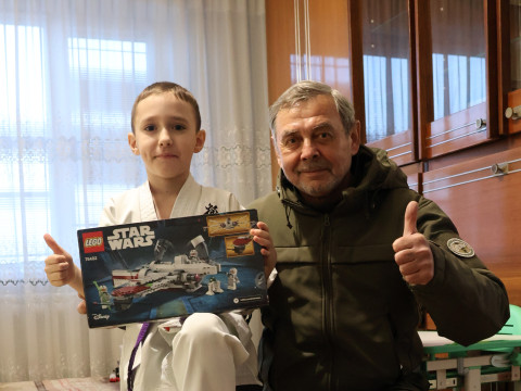 Реальність перевершила очікування: Левон із Бучі замовив конструктор, а отримав зореліт