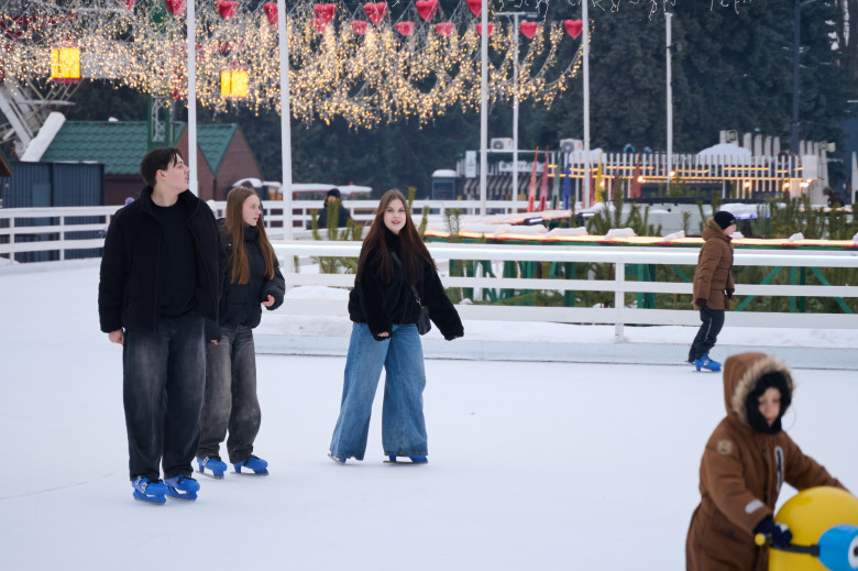 День радості від «Українських вертольотів»: Діти наших Захисників побували в «Зимовій країні»