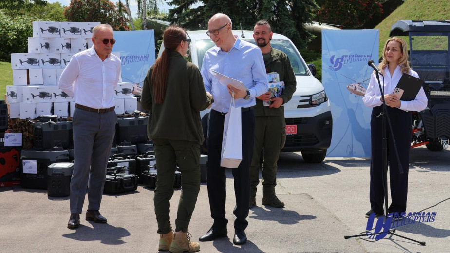 Ukrainian helicopter airline has transferred military assistance to the defenders for 12 million UAH