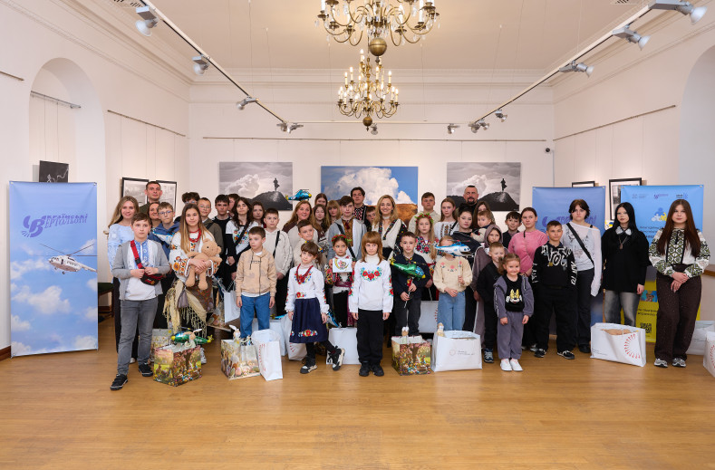 Easter for the orphans of the fallen Defenders: traditions and a meeting with the President and the First Lady