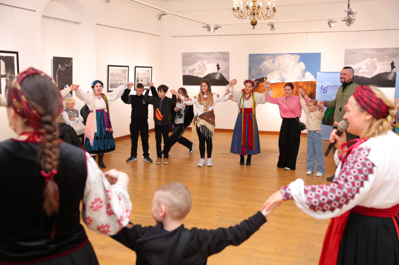 Easter for the orphans of the fallen Defenders: traditions and a meeting with the President and the First Lady