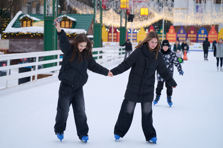 День радості від «Українських вертольотів»: Діти наших Захисників побували в «Зимовій країні»