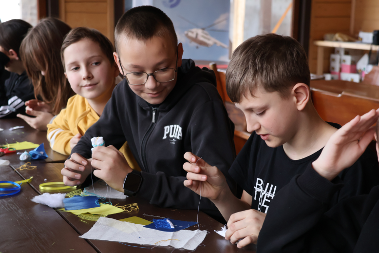 A gift from "Ukrainian Helicopters": children of fallen soldiers rested in the Carpathians