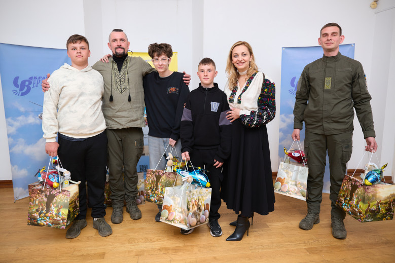 Easter for the orphans of the fallen Defenders: traditions and a meeting with the President and the First Lady