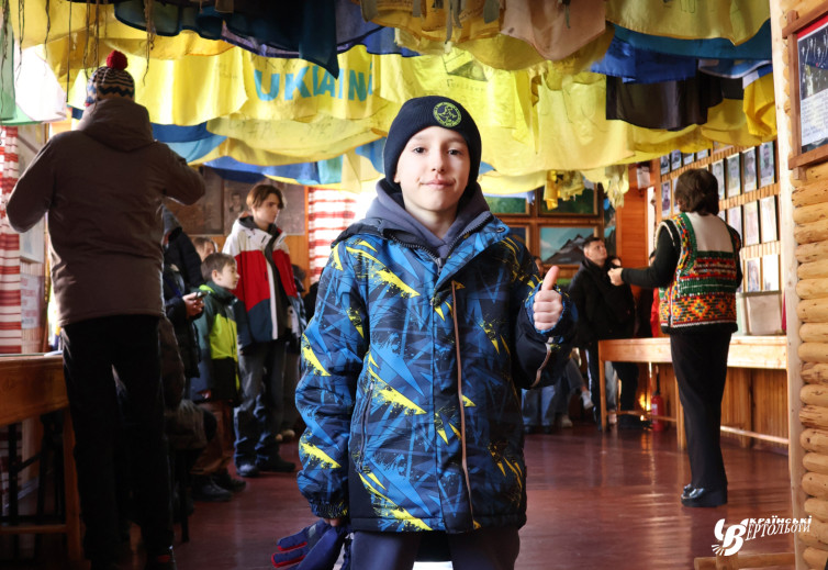 Charitable aid to "Children of Heroes"