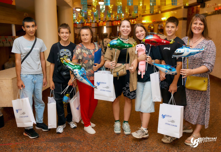 Charitable aid to "Children of Heroes"