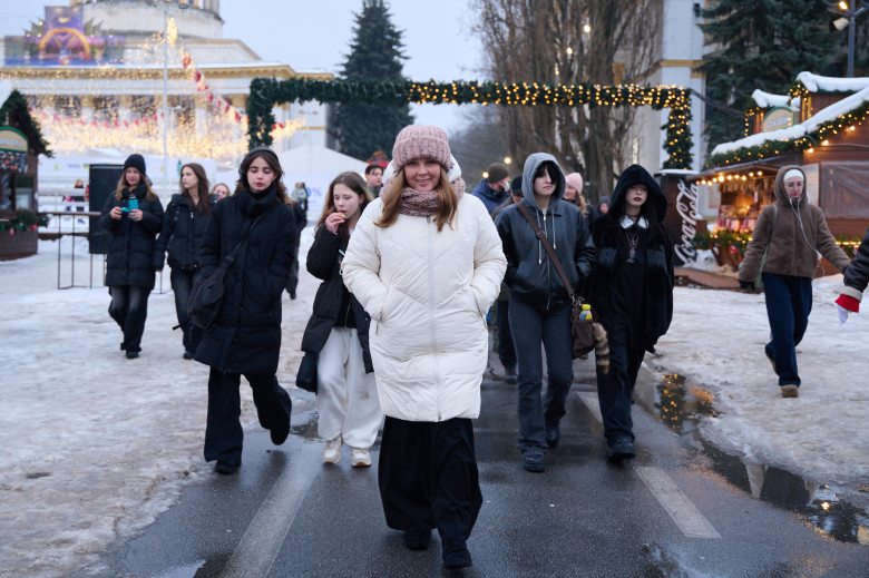 День радості від «Українських вертольотів»: Діти наших Захисників побували в «Зимовій країні»