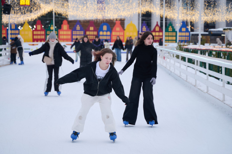 День радості від «Українських вертольотів»: Діти наших Захисників побували в «Зимовій країні»