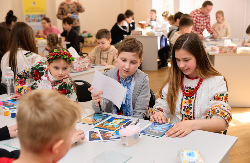 Easter for the orphans of the fallen Defenders: traditions and a meeting with the President and the First Lady