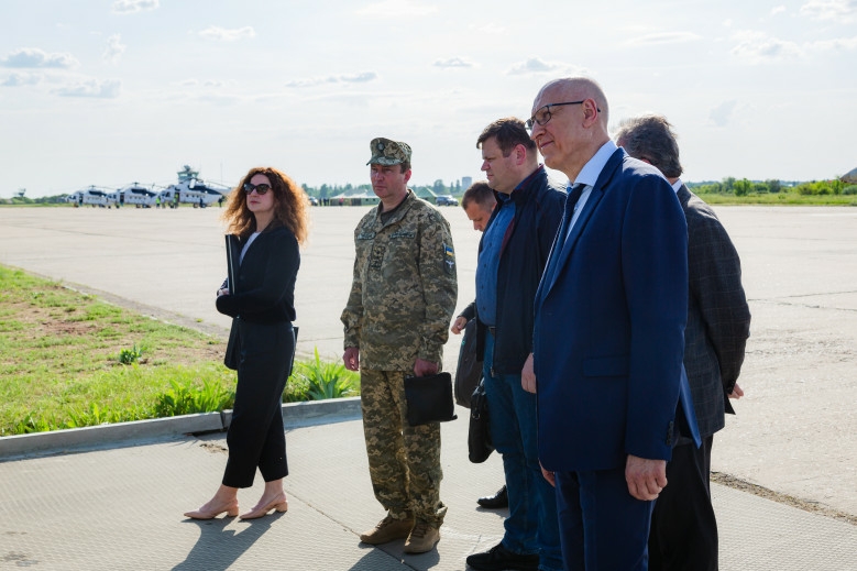 Presentation of Mi-8MTV-1 capabilities in Mykolaiv