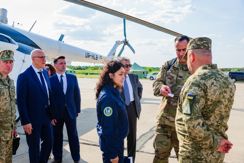 Presentation of Mi-8MTV-1 capabilities in Mykolaiv