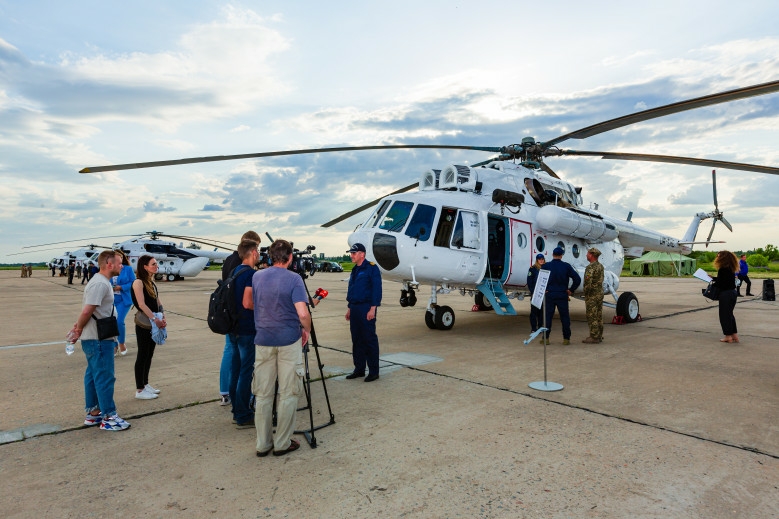 Presentation of Mi-8MTV-1 capabilities in Mykolaiv